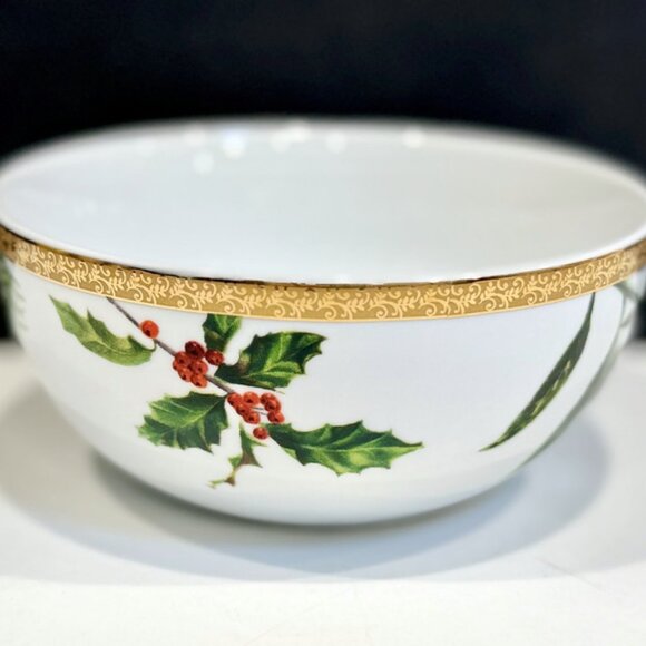 Coupe Cereal Bowl, "Holiday Laurel", by St Nicholas Square, 18 Karat Gold Band - Picture 2 of 4